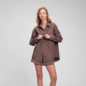 GAP “THE BIG SHIRT”